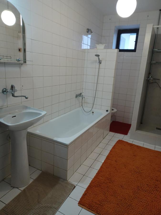 Naty Apartman Haniska المظهر الخارجي الصورة